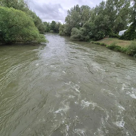 Riverside House Duna Rajka
