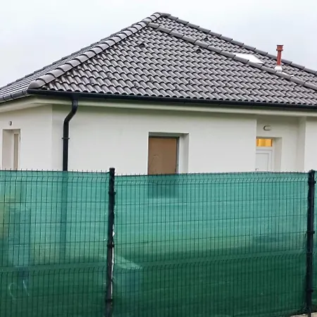 Holiday home Riverside House Duna *